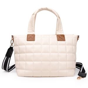 Women’s zipper handbag Elegant Cream Quilted Tote Bag